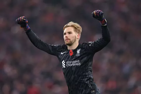 ميرور: وست هام يطارد حارس ليفربول